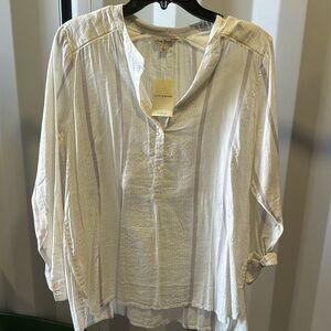 Lucky top from buckle